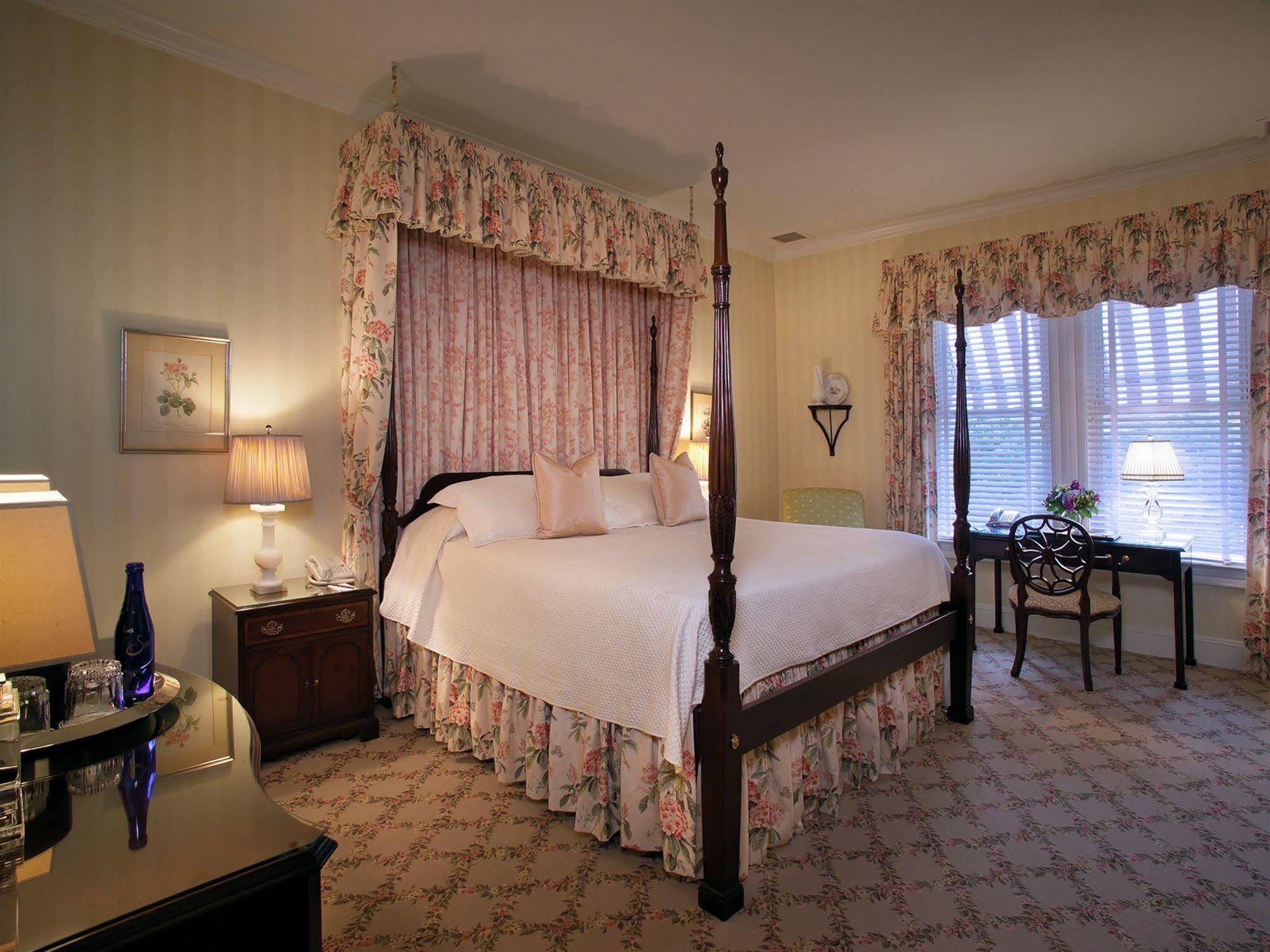 The Bernards Inn Bernardsville Esterno foto